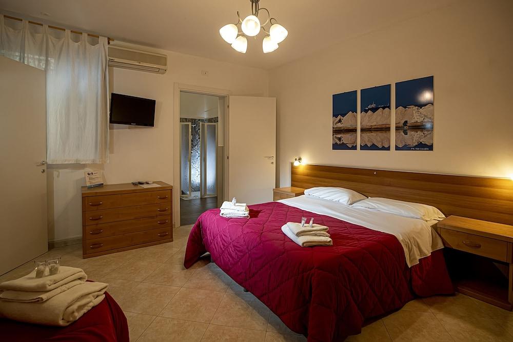 Casatrapani Hotell Exteriör bild